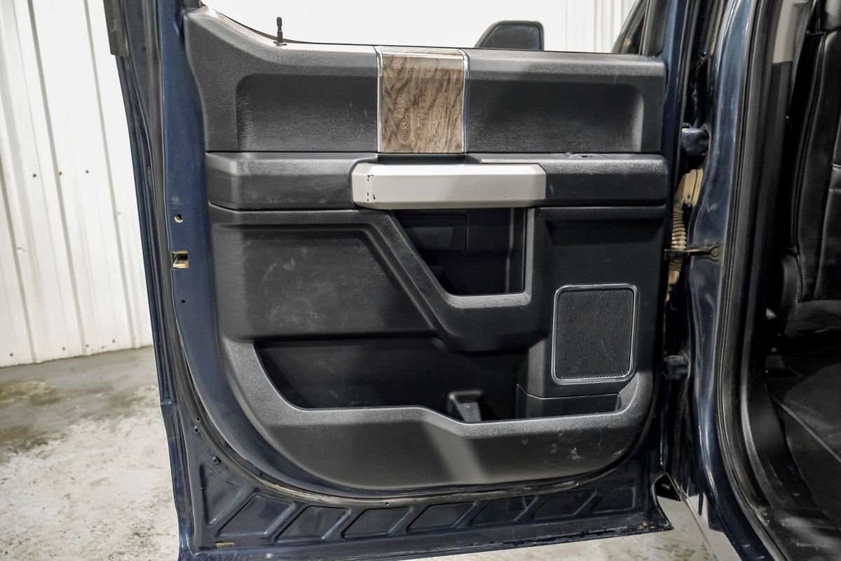 Used 2019 Ford F250 Lariat w/ Lariat Value Package image 45