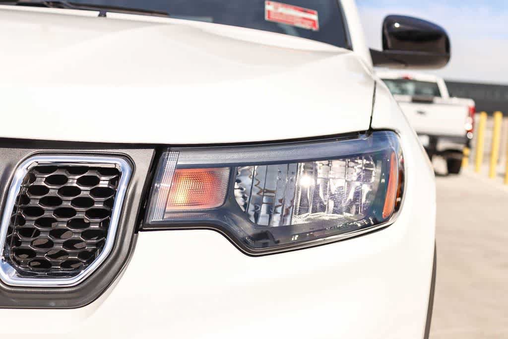 Used 2023 Jeep Compass Latitude AWD/4WD image 7
