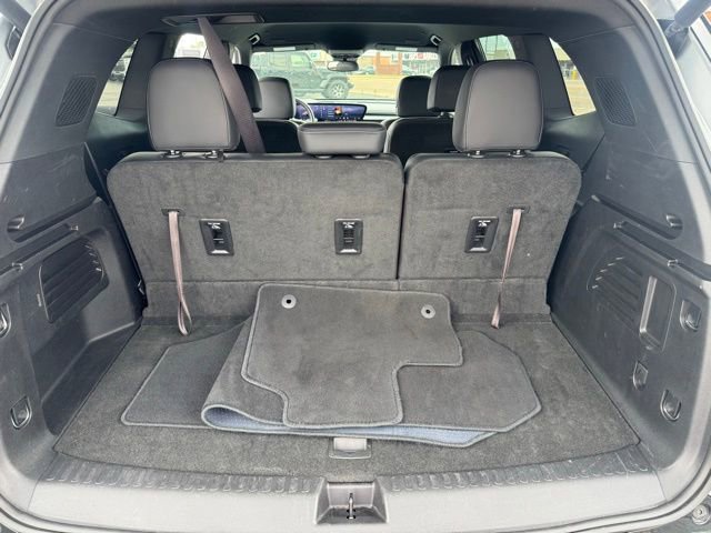 Used 2025 Buick Enclave Sport Touring FWD image 22