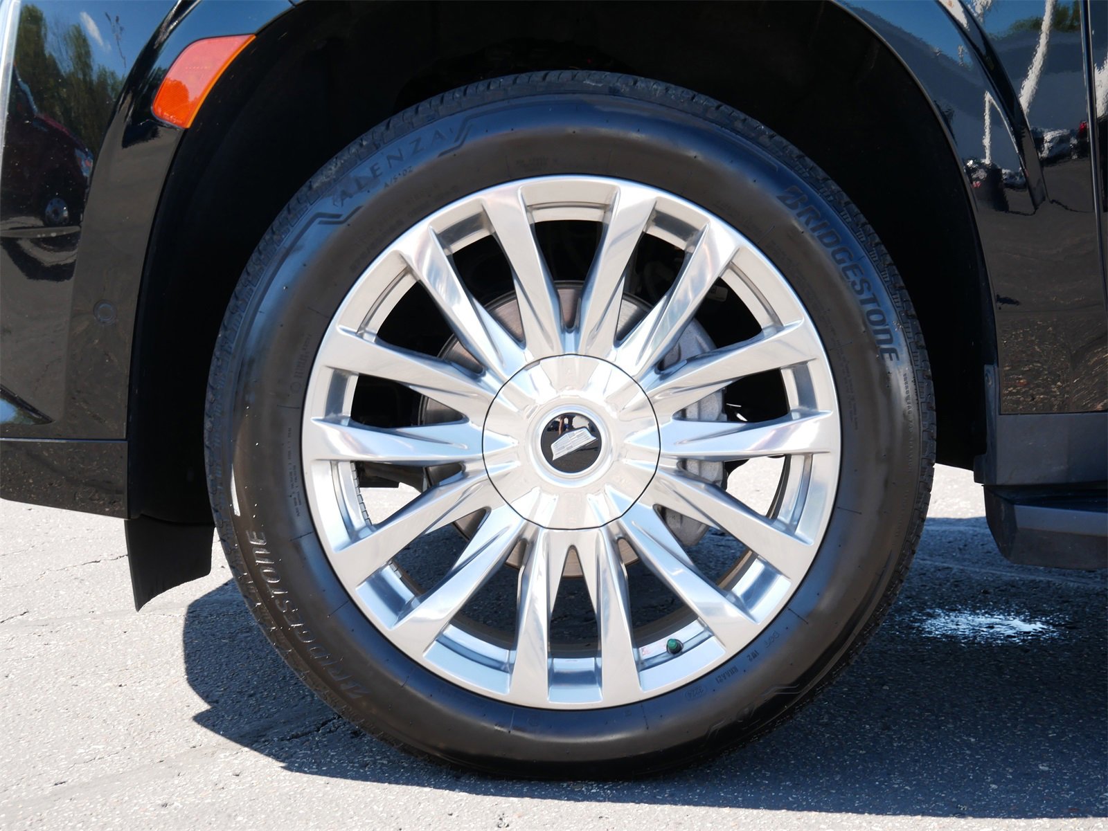 Used 2021 Cadillac Escalade Premium Luxury w/ Performance Package image 7