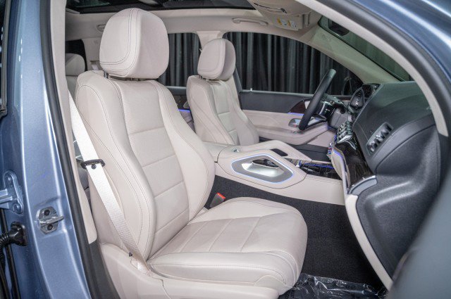 New 2026 Mercedes-Benz GLS 450 4MATIC image 13