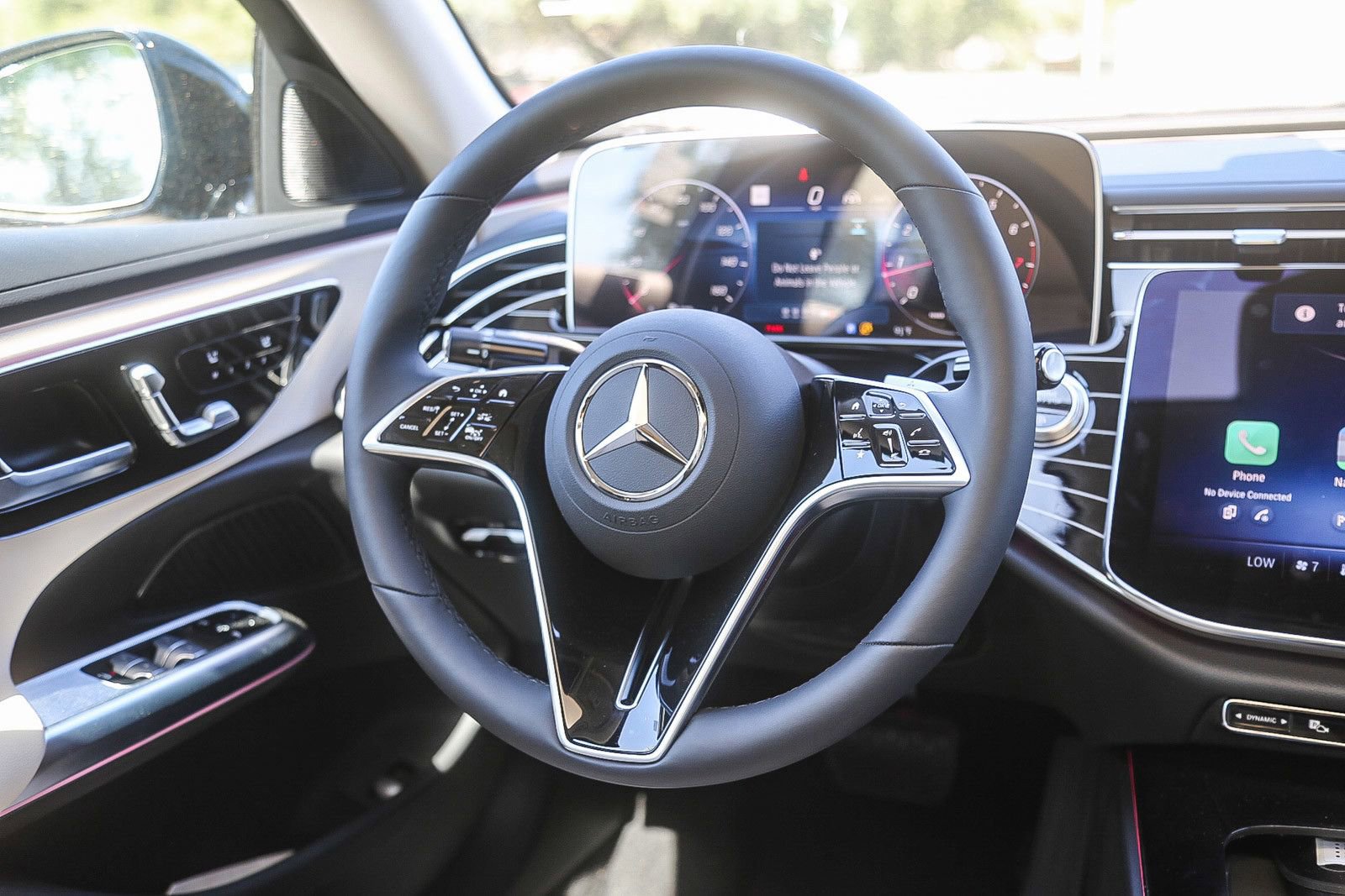 New 2025 Mercedes-Benz E 350 4MATIC Sedan image 13