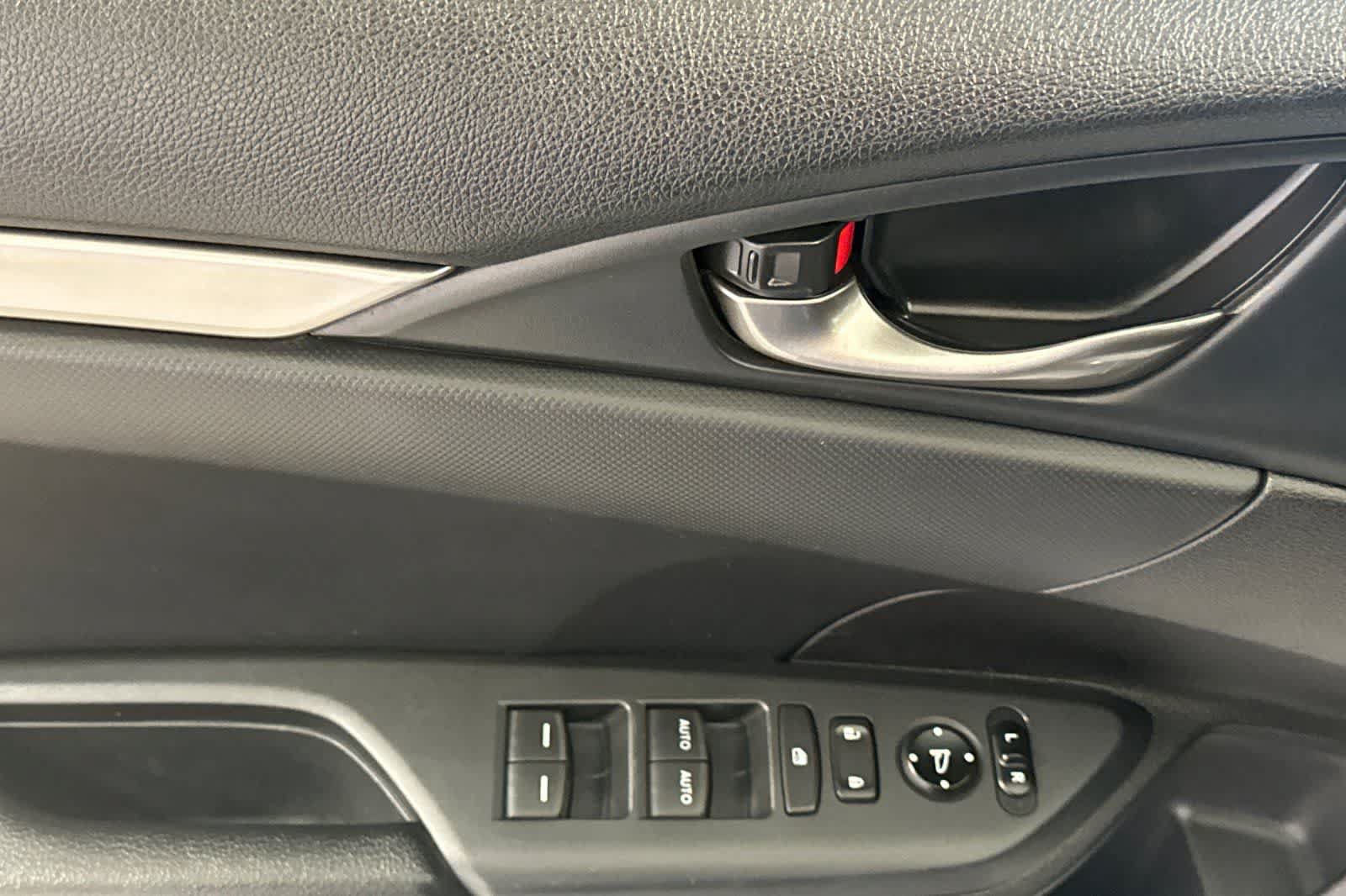 Used 2020 Honda Civic Sport image 13