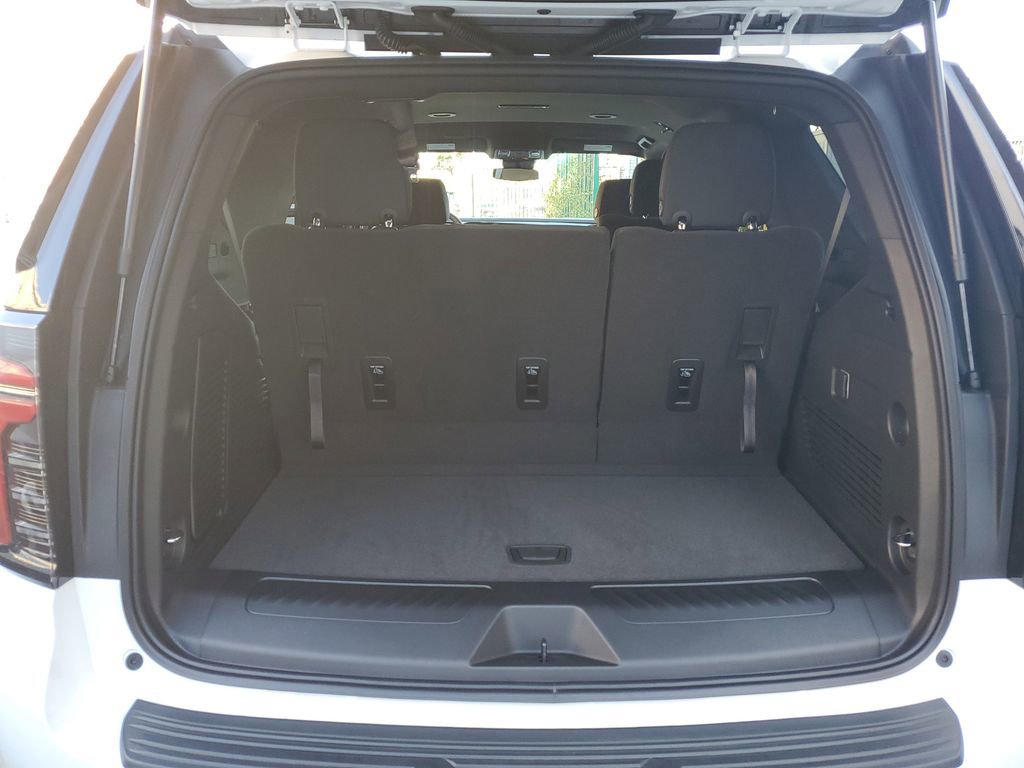 New 2026 Chevrolet Tahoe LS image 10