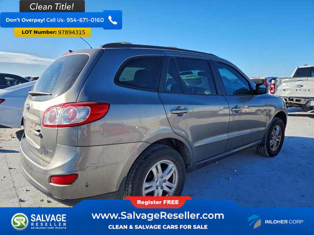 Used 2012 Hyundai Santa Fe GLS image 4
