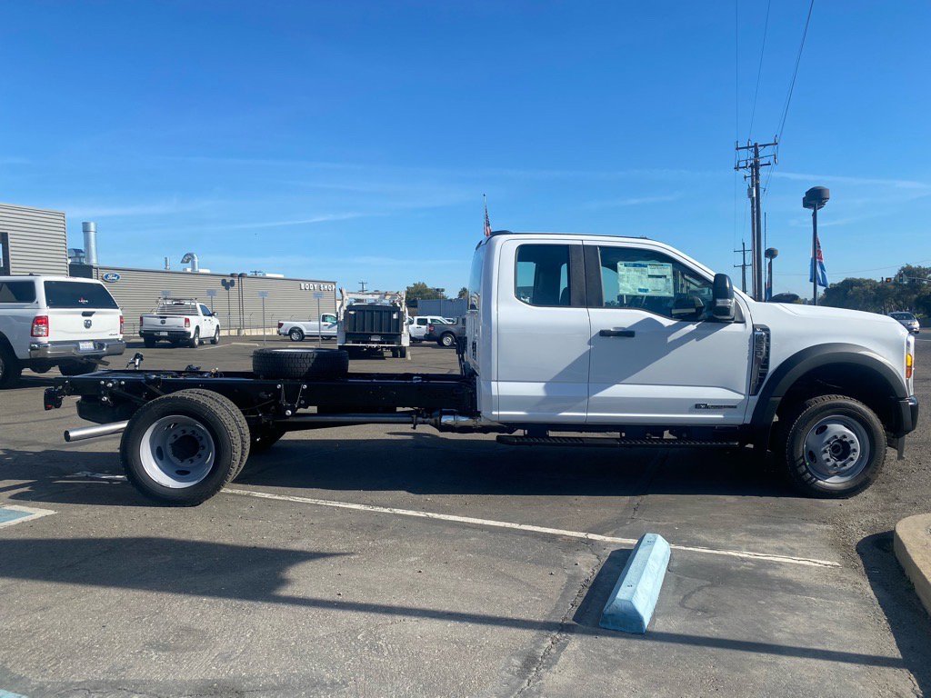 New 2026 Ford F550 4x4 SuperCab Super Duty image 10