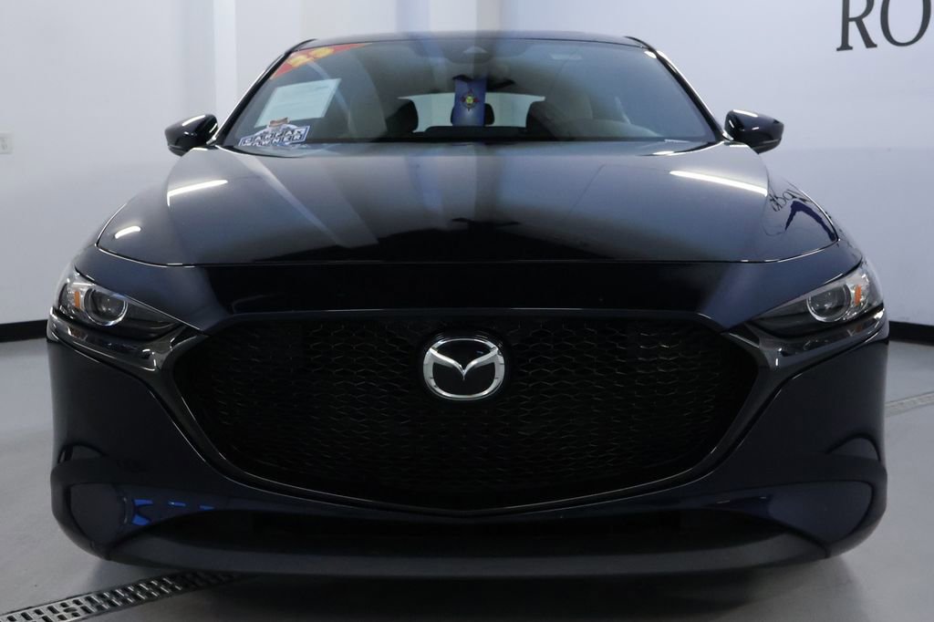 Used 2023 MAZDA MAZDA3 s image 2