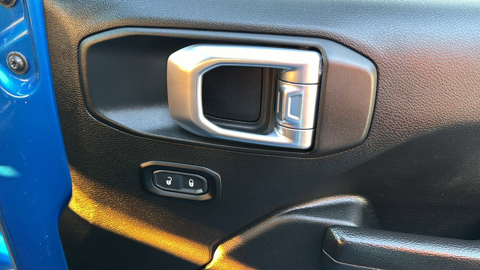 Used 2022 Jeep Gladiator Sport image 26