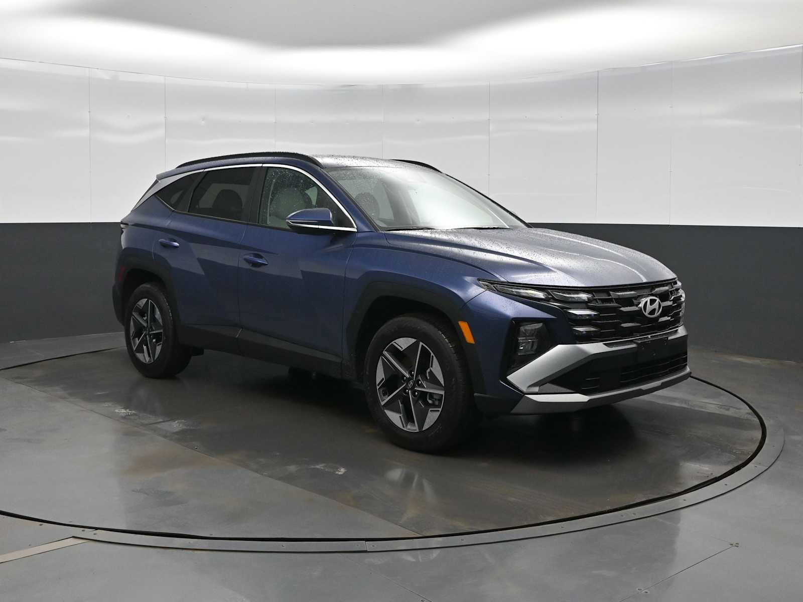 Used 2026 Hyundai Tucson SEL image 2