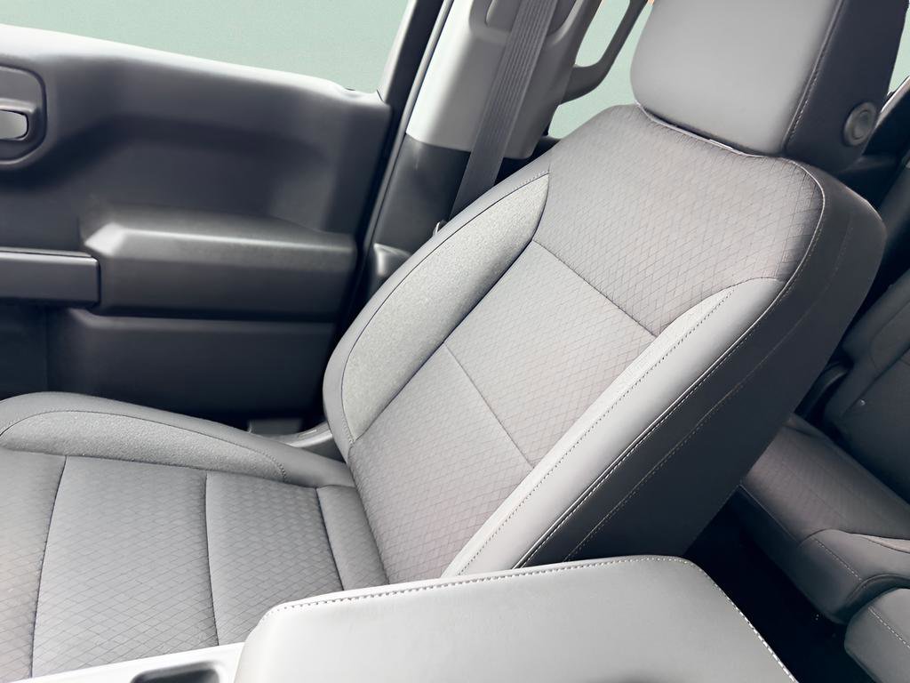 New 2026 Chevrolet Silverado 1500 Custom w/ Turbomax Blackout Package image 31