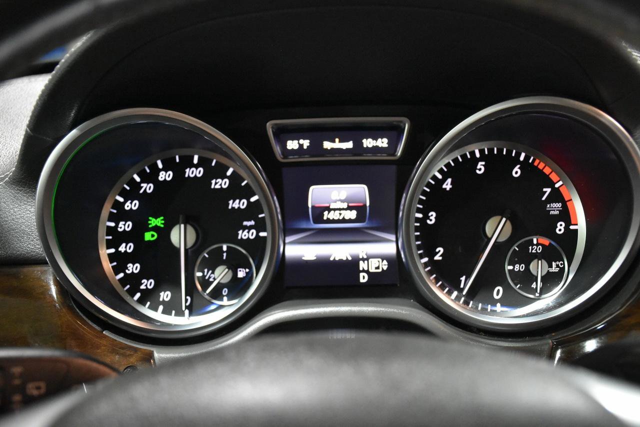 Used 2013 Mercedes-Benz GL 450 4MATIC w/ Premium 1 Pkg image 39