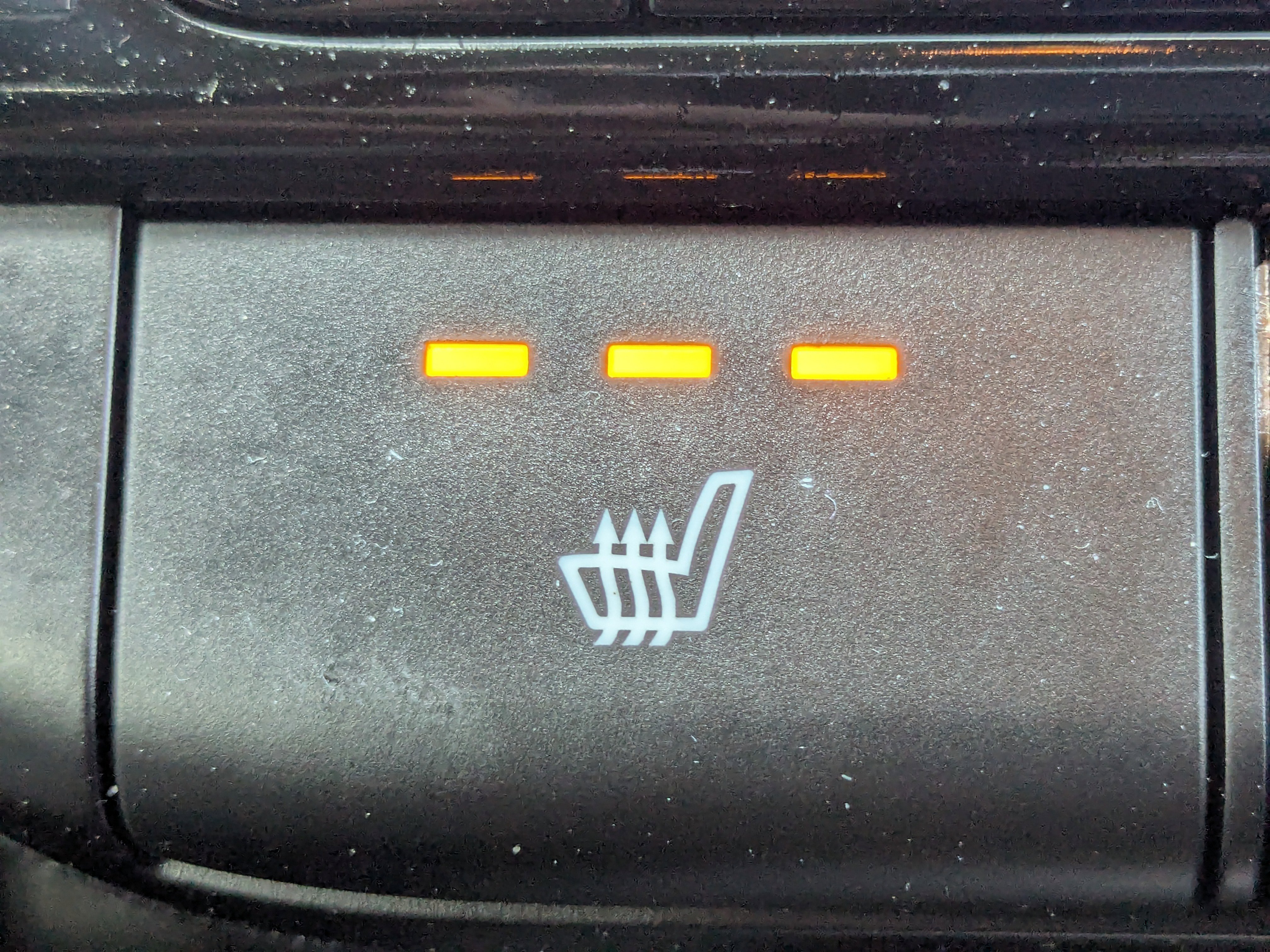 Used 2023 Hyundai Elantra Limited image 23