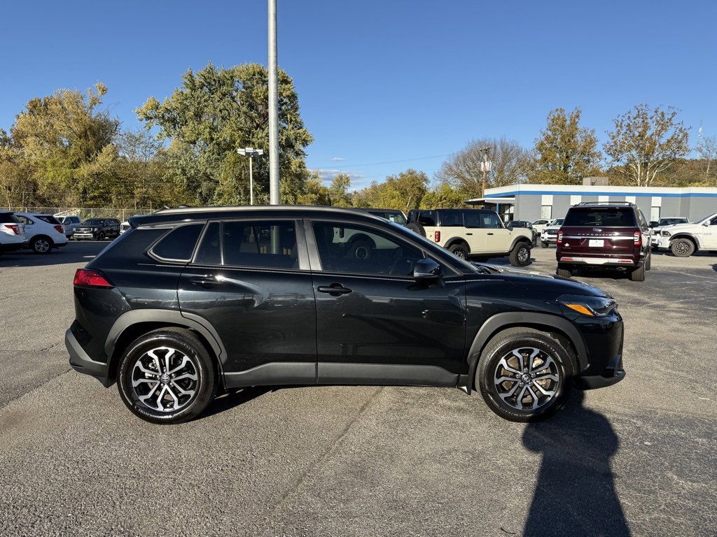 Used 2023 Toyota Corolla Cross SE image 10
