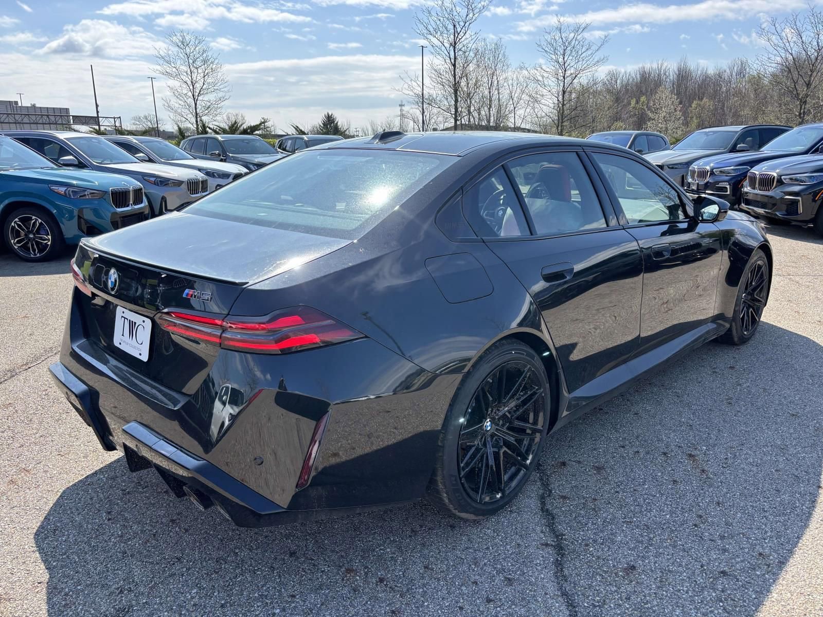 New 2026 BMW M5 w/ Executive Package AWD/4WD image 5
