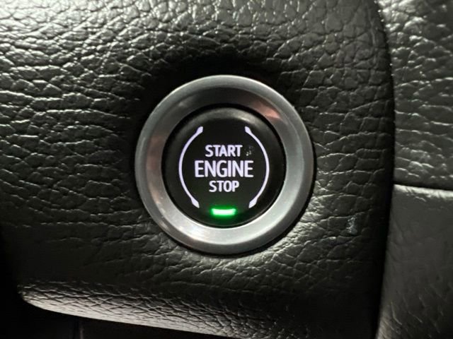 Used 2022 GMC Yukon XL Denali AWD/4WD image 34