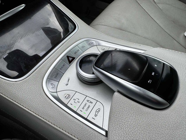 Used 2017 Mercedes-Benz S 550 Sedan image 28