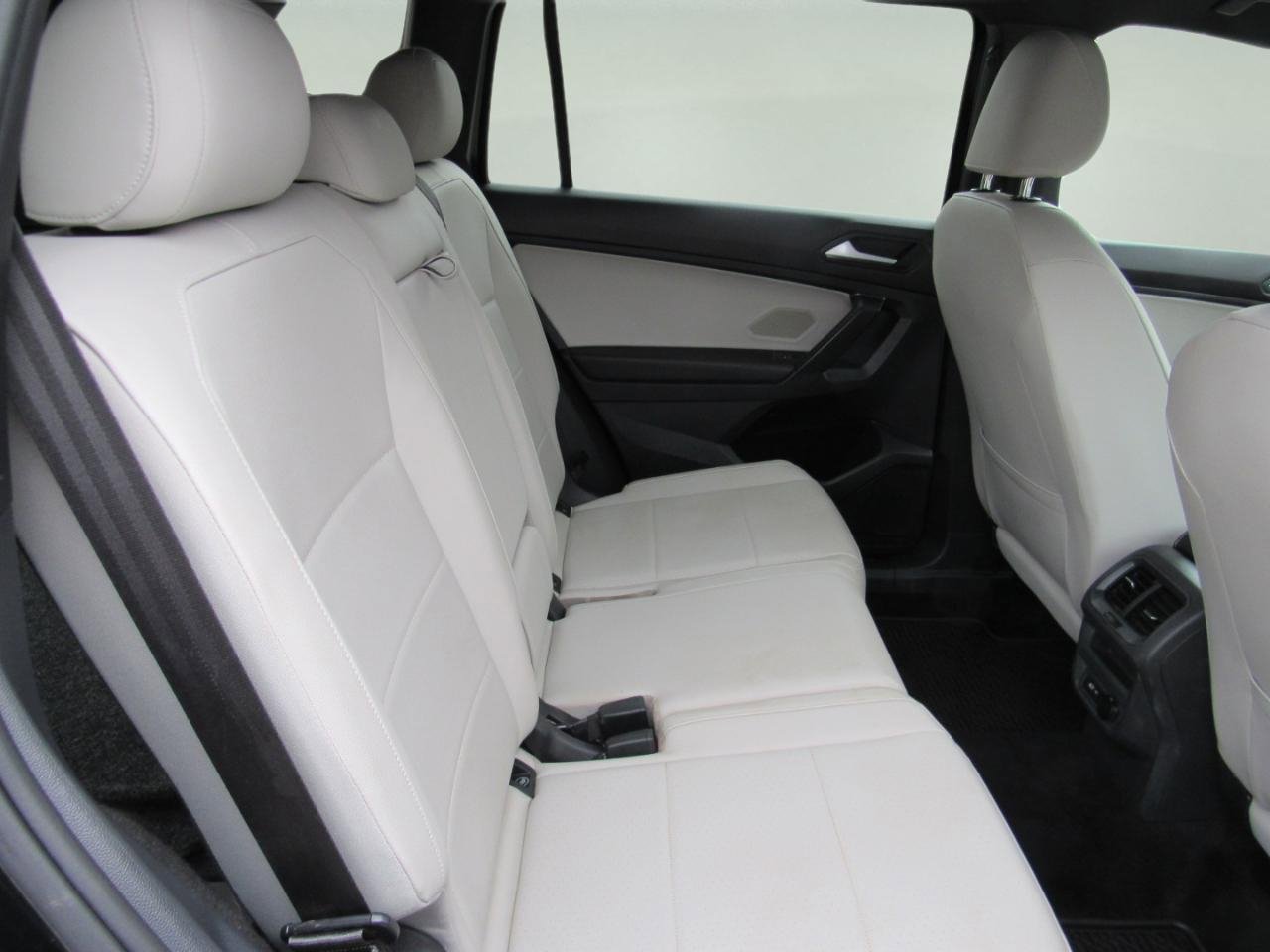 Used 2021 Volkswagen Tiguan SE R-Line image 30