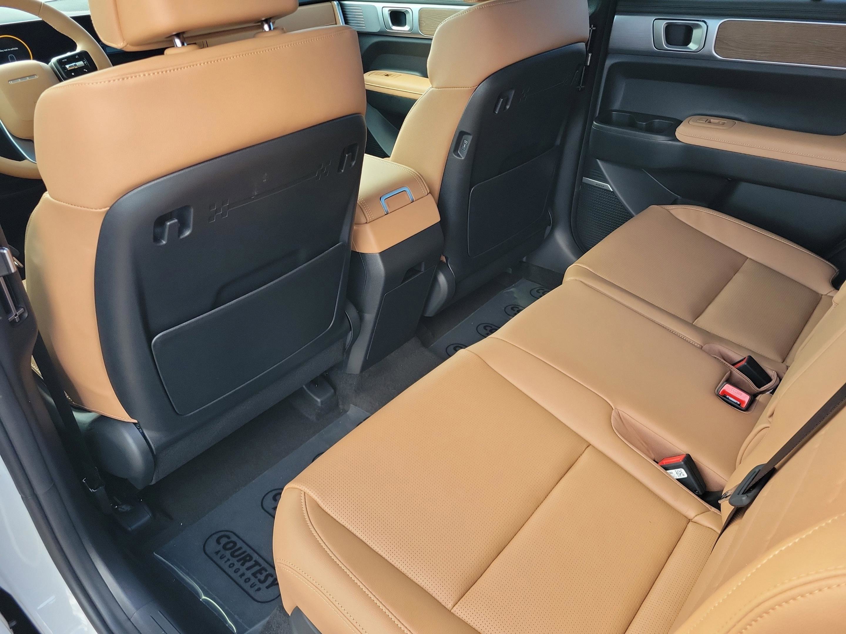 New 2026 Hyundai Santa Fe Limited image 13