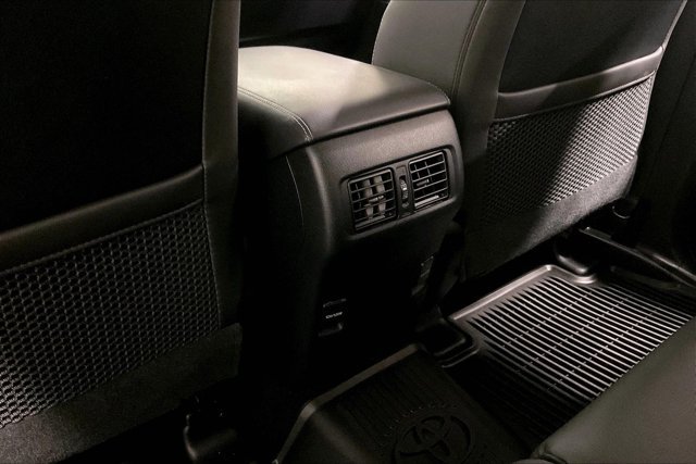 Used 2019 Toyota 4Runner SR5 Premium AWD/4WD image 34