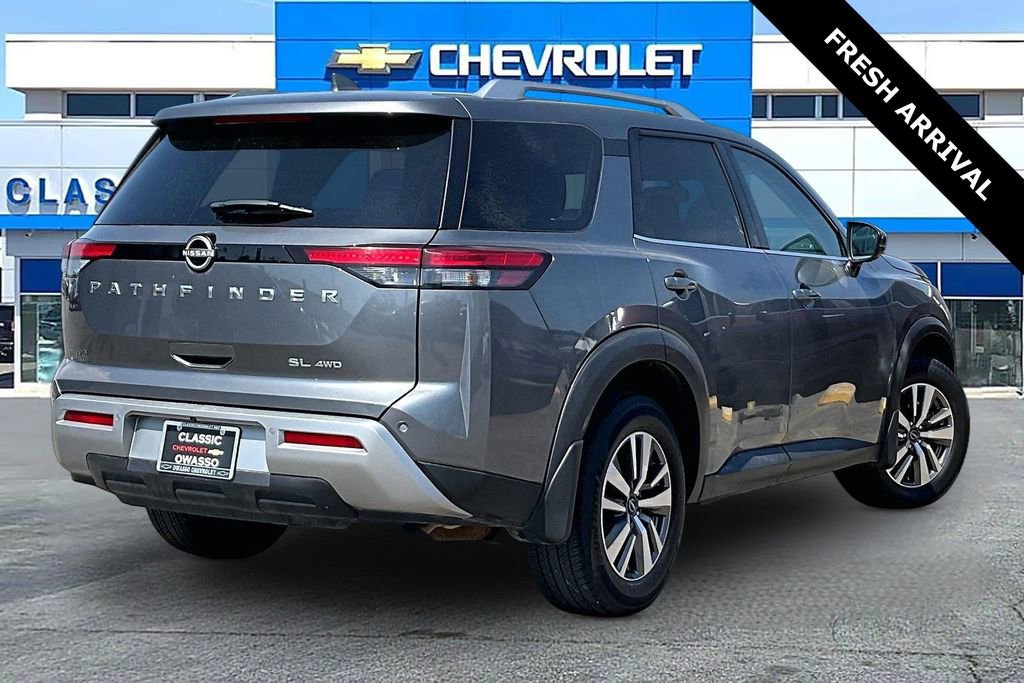 Used 2022 Nissan Pathfinder SL AWD/4WD image 5