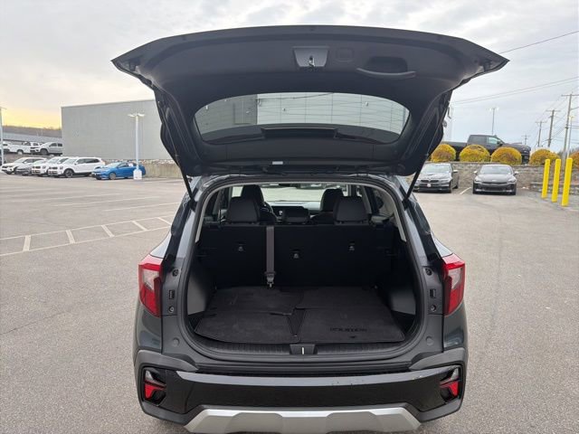 Used 2025 Kia Seltos S image 25