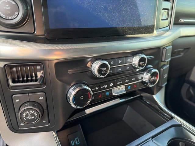 Used 2024 Ford F150 Lariat w/ FX4 Off-Road Package image 16