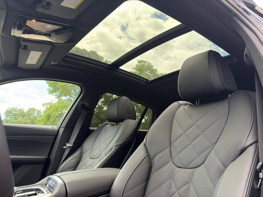 New 2026 BMW X6 xDrive40i AWD/4WD image 12