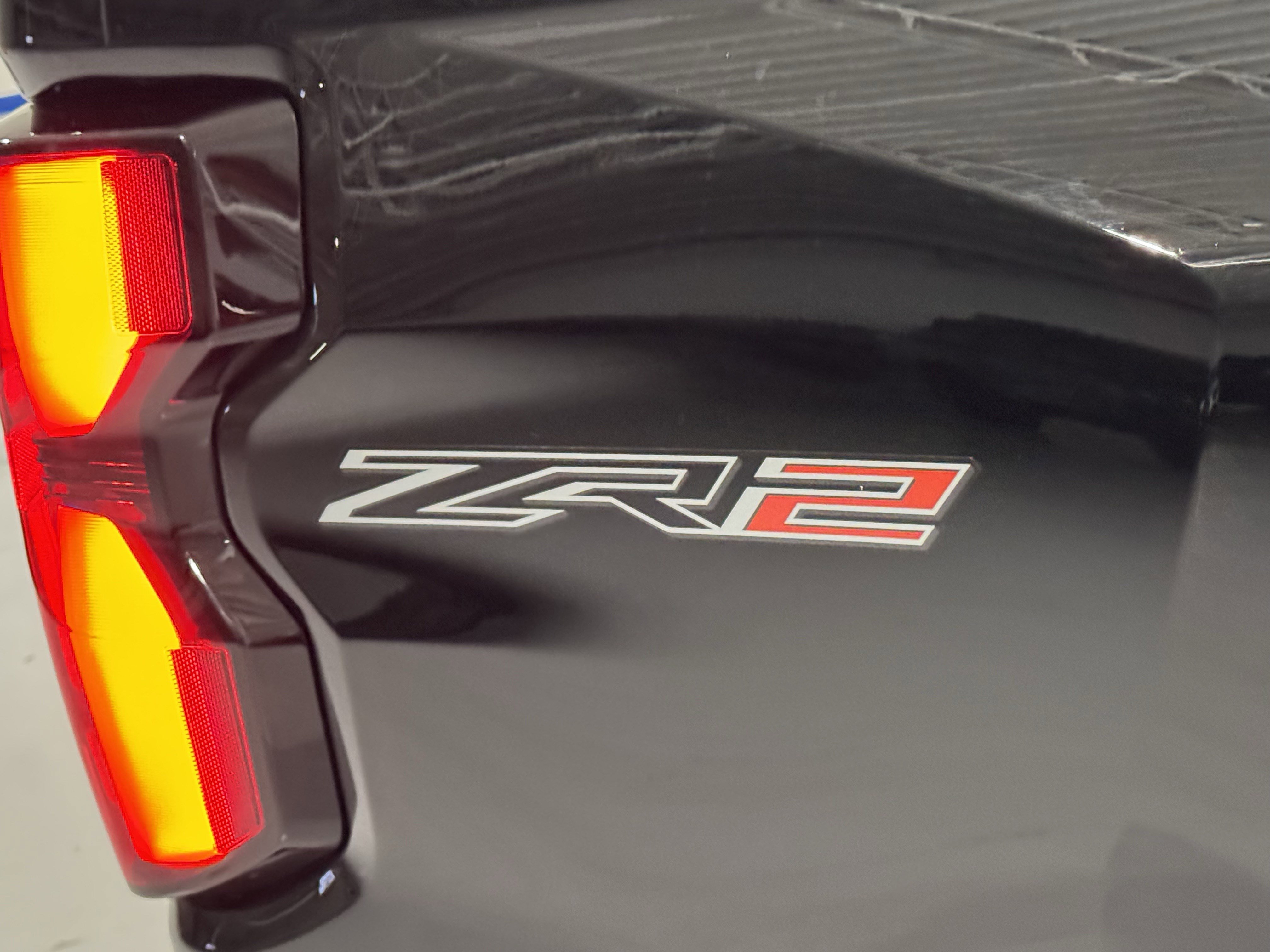 Used 2024 Chevrolet Colorado ZR2 w/ Technology Package image 43