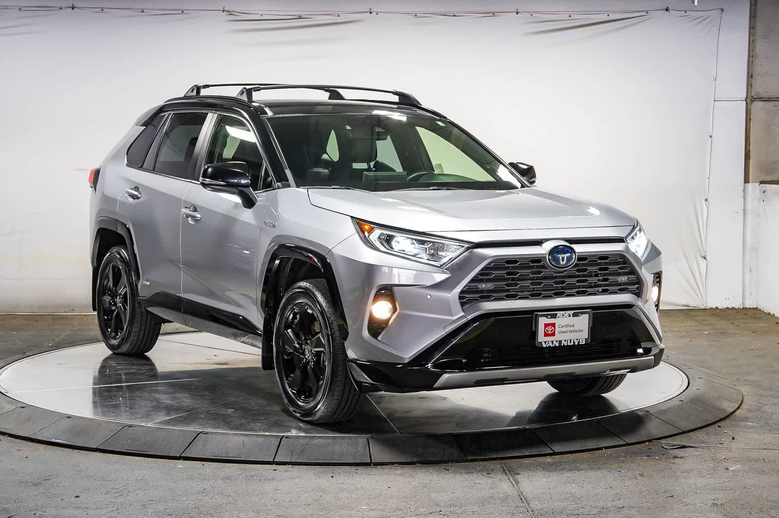 Certified 2020 Toyota RAV4 XSE AWD/4WD image 6