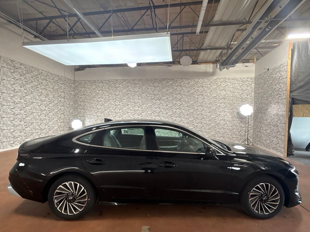 New 2026 Hyundai Sonata SEL FWD image 8