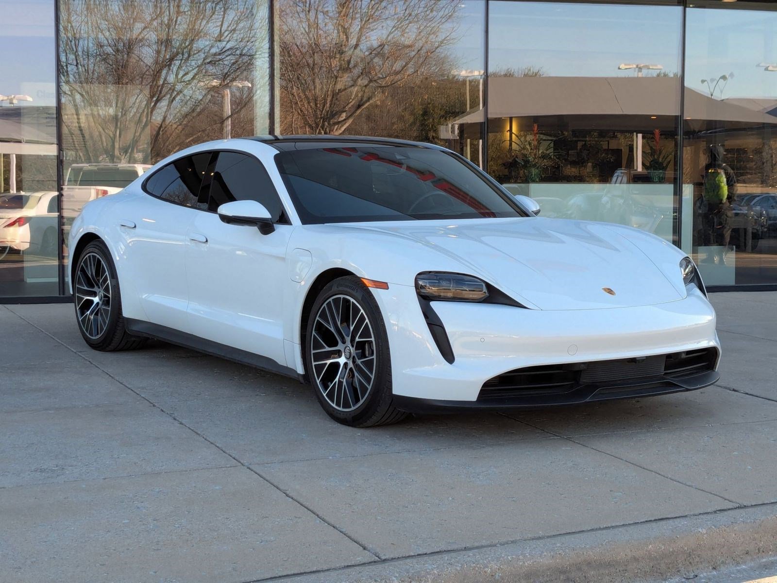 Certified 2021 Porsche Taycan image 7