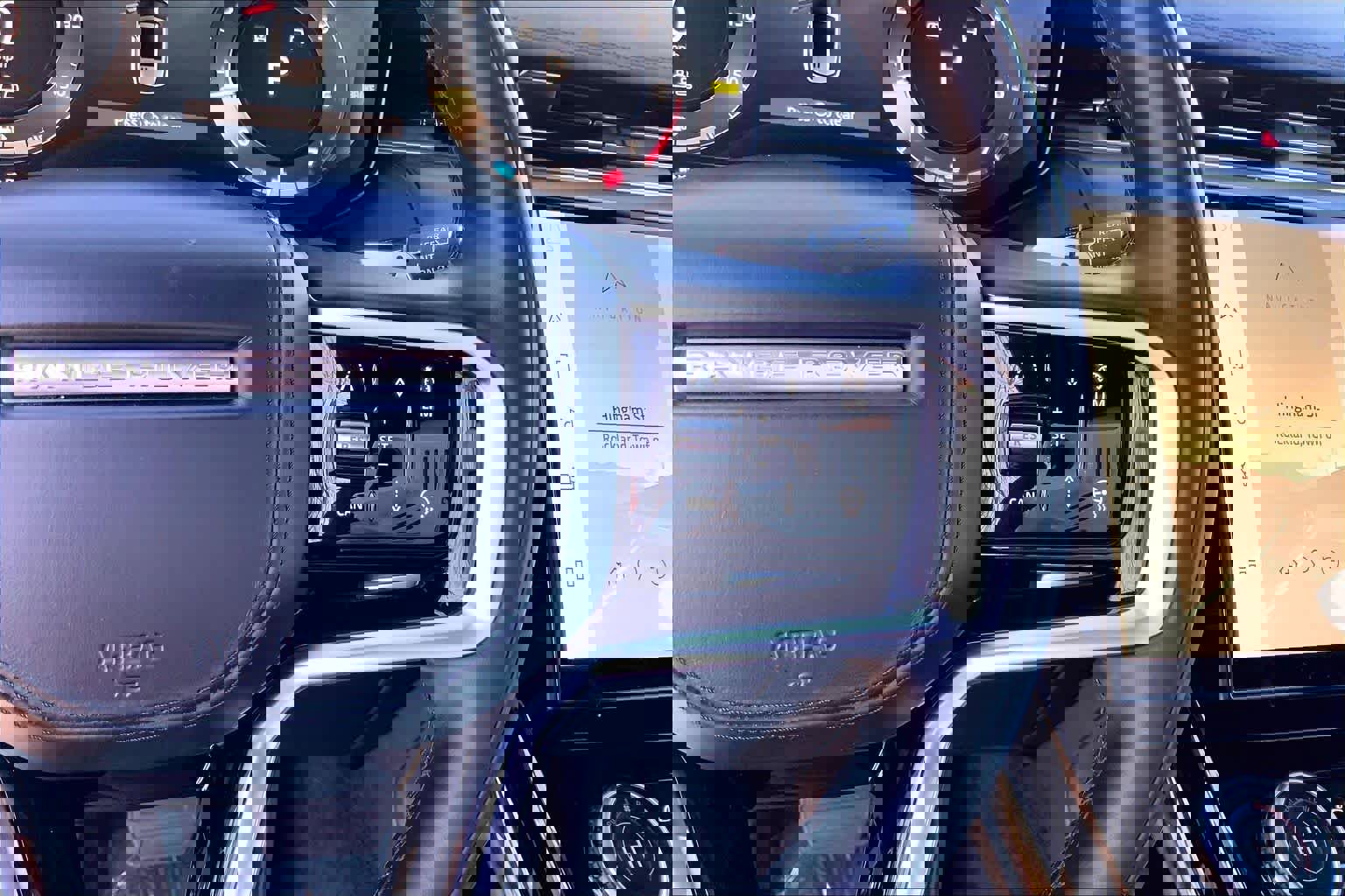 Used 2023 Land Rover Range Rover Sport SE AWD/4WD image 24