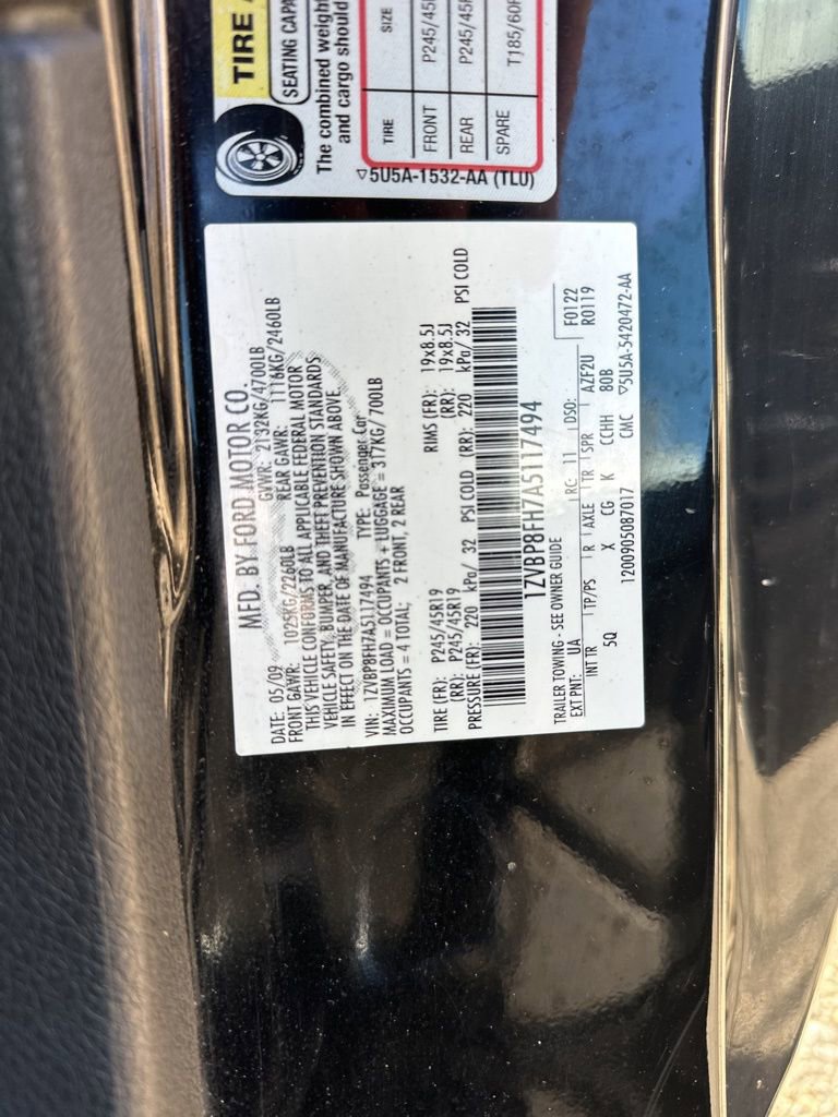 Used 2010 Ford Mustang GT Premium image 39