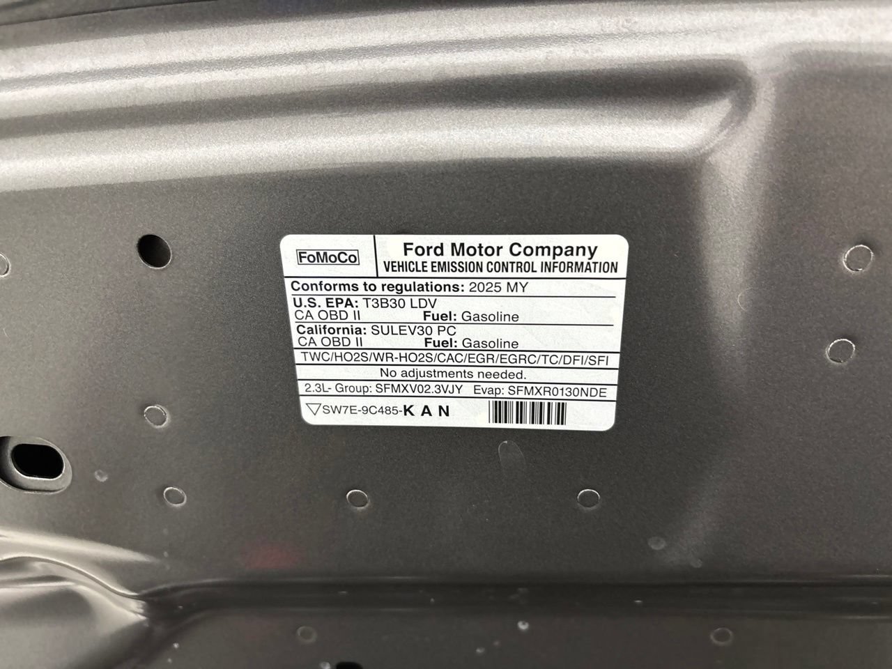 Used 2025 Ford Mustang Premium RWD image 31