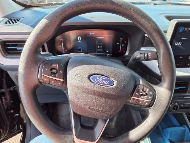 Used 2025 Ford Maverick XLT w/ Equipment Group 301A AWD/4WD image 3