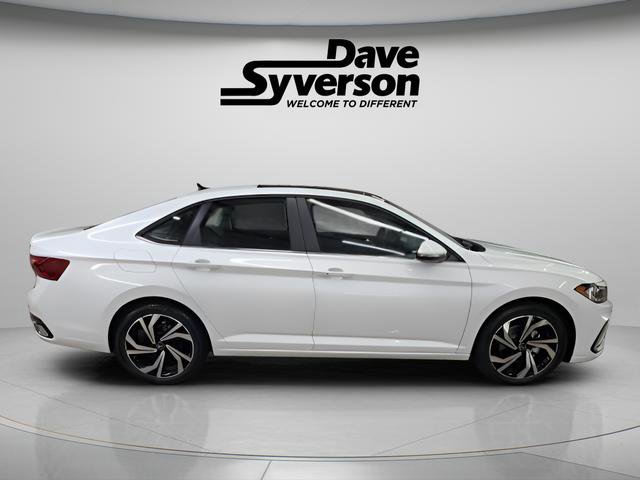 New 2026 Volkswagen Jetta SEL image 4