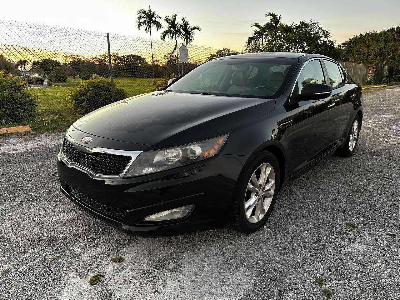 Used 2013 Kia Optima EX image 1