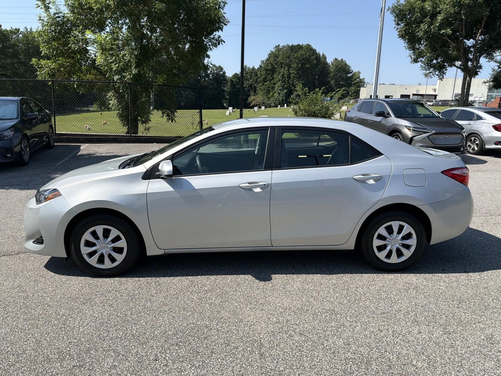 Used 2019 Toyota Corolla L FWD image 4