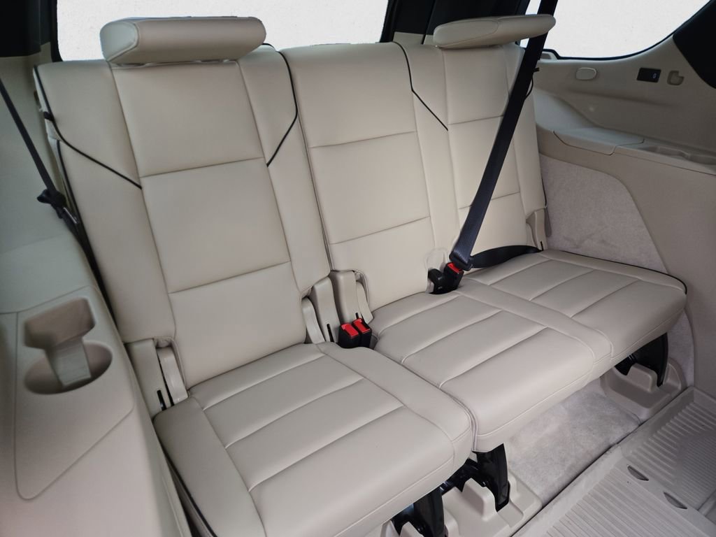 Certified 2023 Cadillac Escalade Premium Luxury w/ LPO, Illumination Package image 18