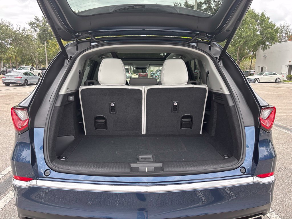 New 2026 Acura MDX w/ Technology Package FWD image 28