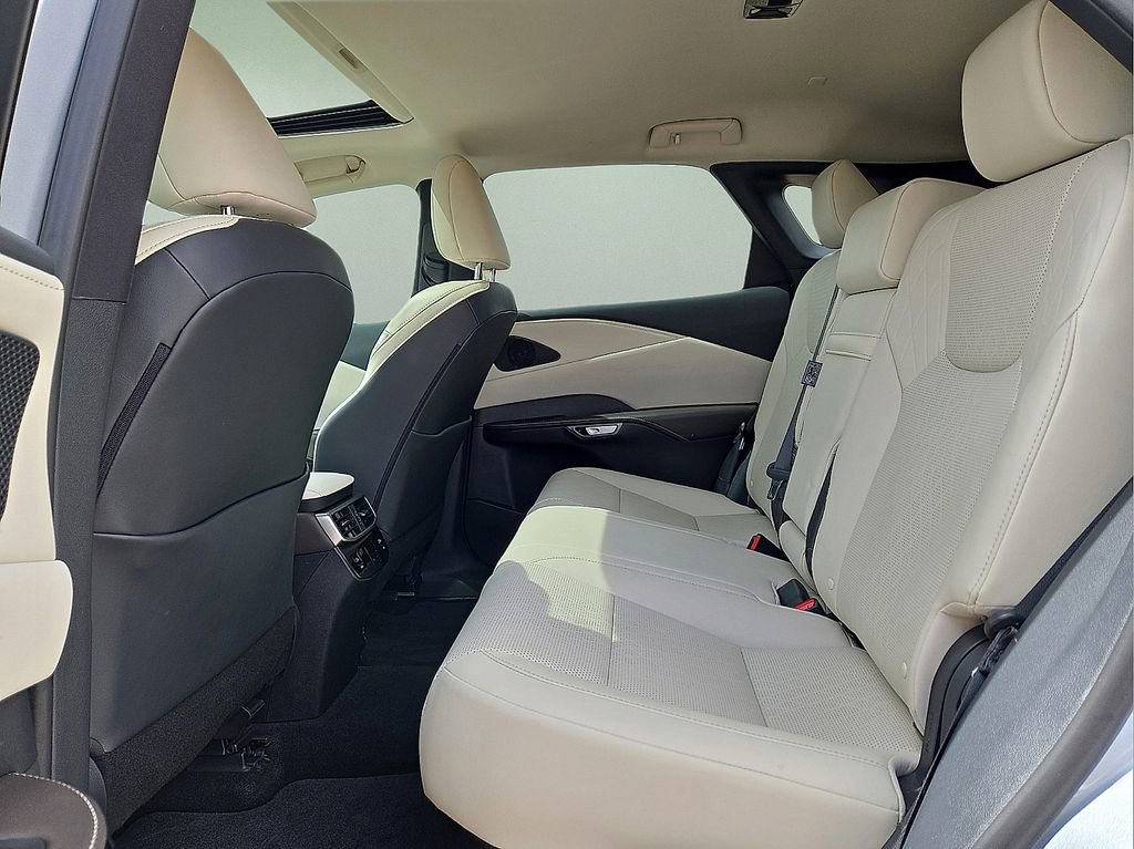 Used 2025 Lexus RX 350 Premium Plus w/ Convenience Package FWD image 15