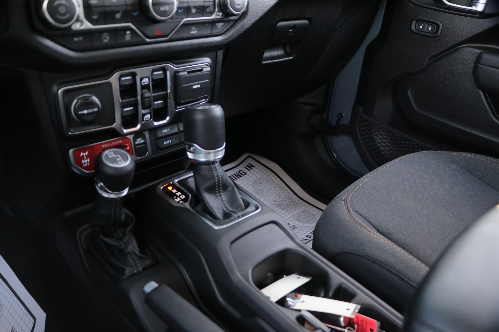 New 2026 Jeep Gladiator Sport AWD/4WD image 22