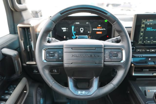 Used 2024 GMC Hummer EV 3X w/ LPO, Illumination Package image 18
