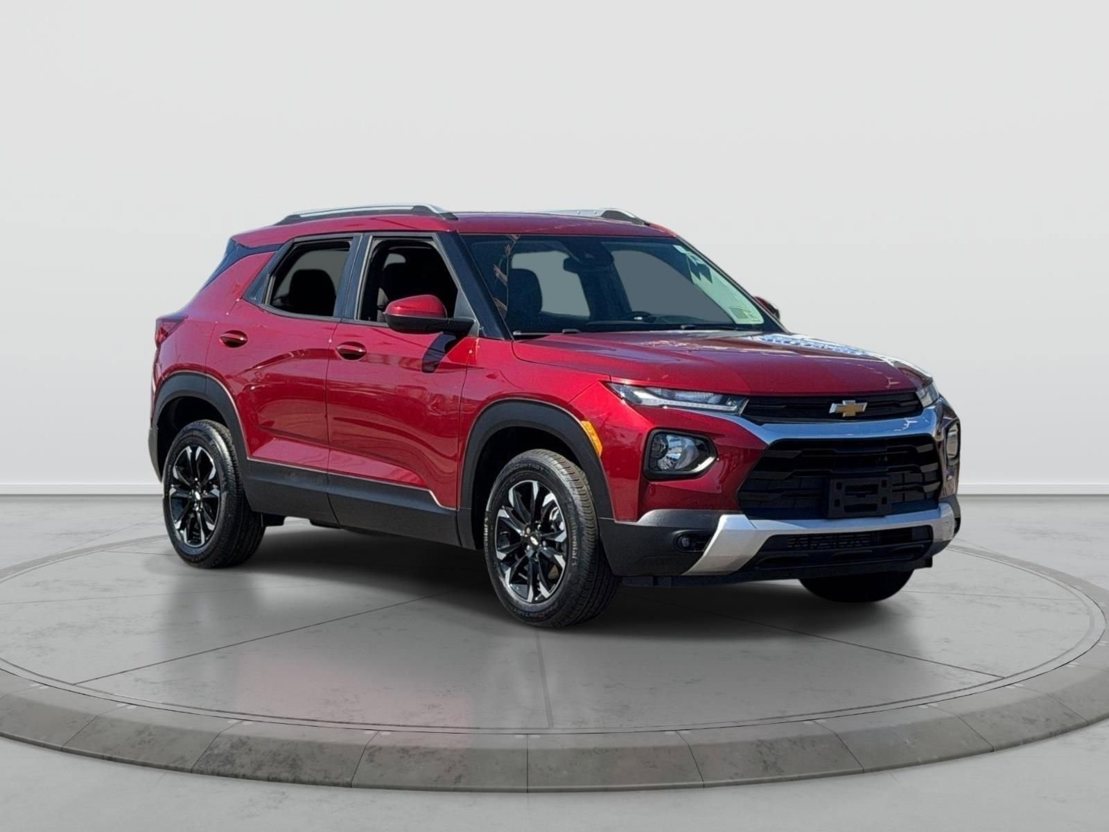 Used 2022 Chevrolet TrailBlazer LT w/ Convenience Package image 1