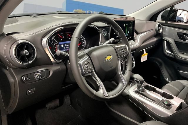 New 2026 Chevrolet Blazer LT w/ Sound & Technology Package AWD/4WD image 6