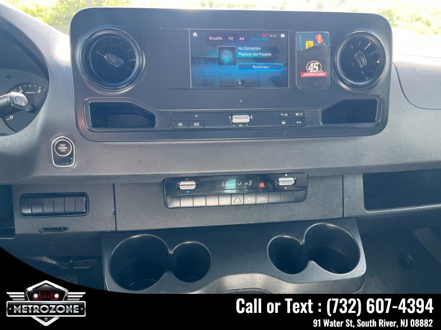 Used 2019 Freightliner Sprinter 3500 w/ Premium Package image 21