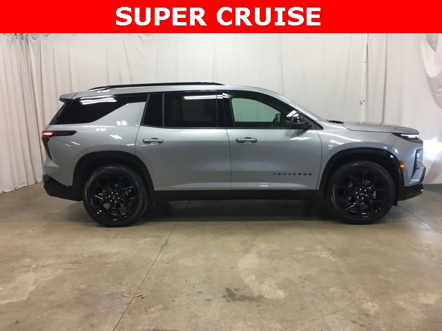 Used 2024 Chevrolet Traverse RS w/ LPO, Floor Liner Package image 2