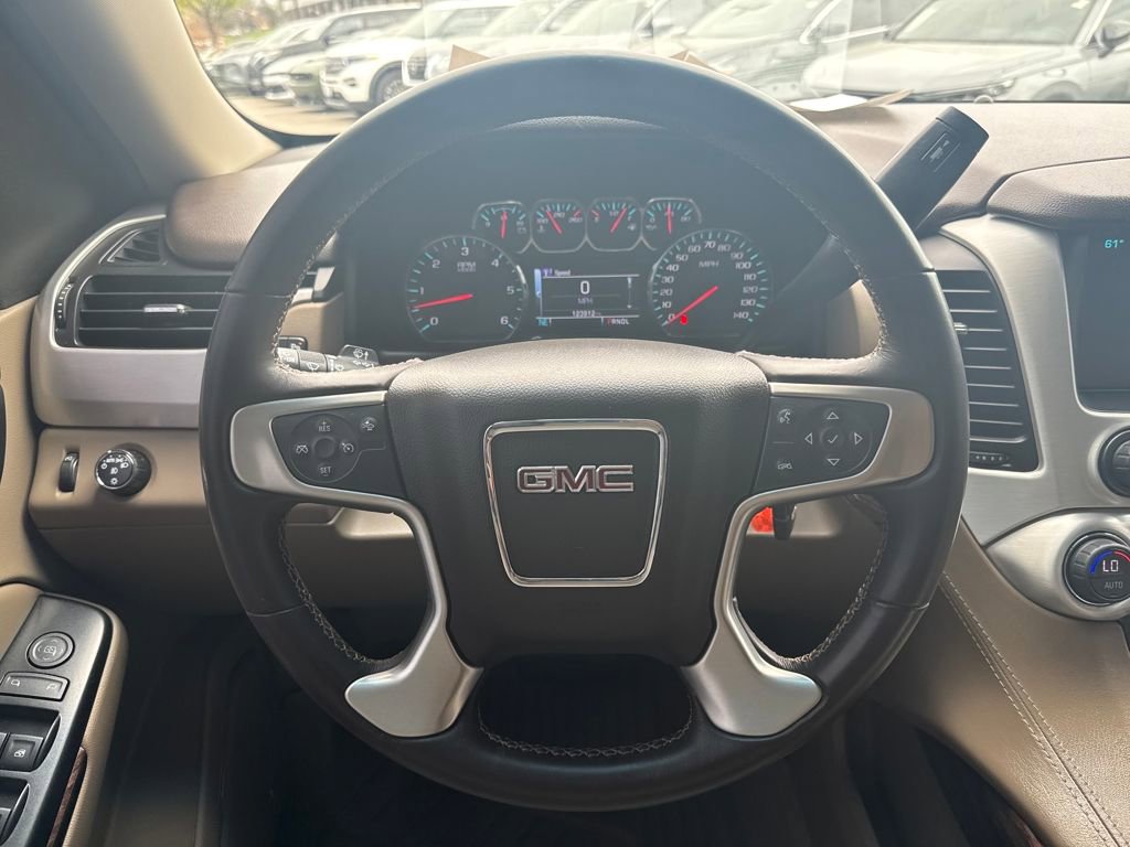 Used 2017 GMC Yukon SLE w/ SLE Value Package image 25