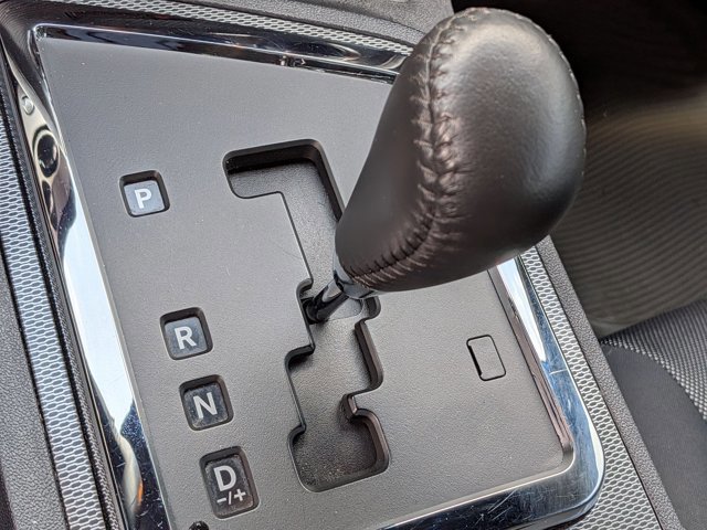 Used 2013 Dodge Challenger R/T RWD image 11