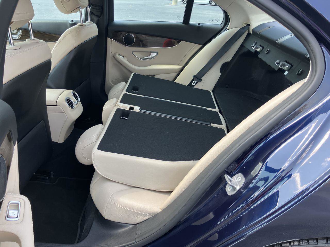 Used 2019 Mercedes-Benz C 300 Sedan image 24